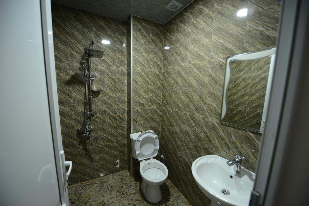 Family Hotel Batumi Eksteriør billede